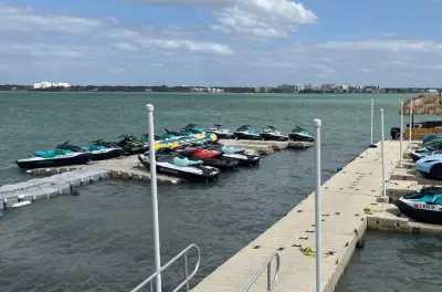 Location jet ski 1 heure à CLW Beach : Pilotage freestyle