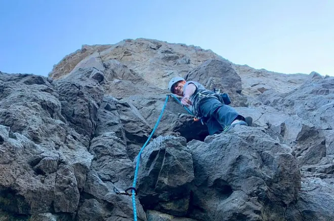 Escalada privada cerca de Santiago: Todos los niveles, a poca distancia