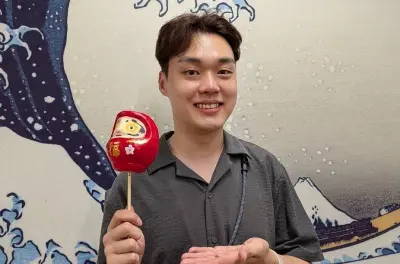 Daruma Painting Class in Ginza: Create Your Own Lucky Charm