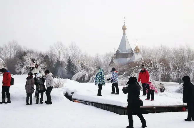 Privater Transfer Harbin Volga Manor mit Eintrittskarten