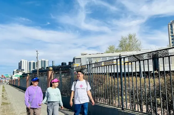 Tour a piedi in piazza Sukhbaatar e corso di cucina a Ulaanbaatar