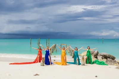 Feel the sand, choose your dream dress, and capture bold photos in the bahamas. includes a pro photographer, dress rental up to 3x, and digital delivery.