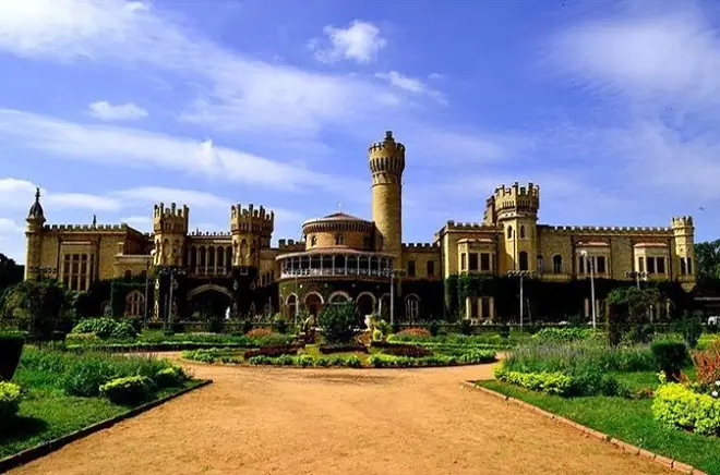 Half-Day British Heritage Tour Bangalore: 5 Hours with Lunch