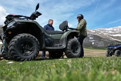 Quad-Tour zum Dorf Lukomir: Fahrt am Rand der Rakitnica-Schlucht