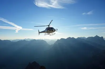 Bern helicopter tour: 18 minutes over the old town