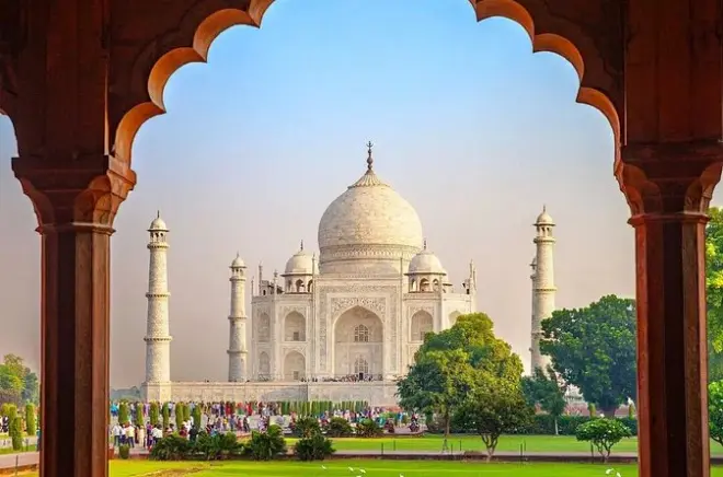 Taj Mahal mit Skip-the-Line und privatem Guide