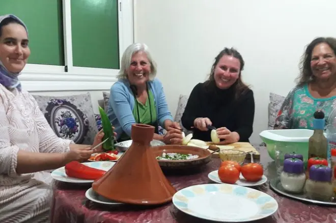Apprenez le tagine à Casablanca avec un chef marocain expert
