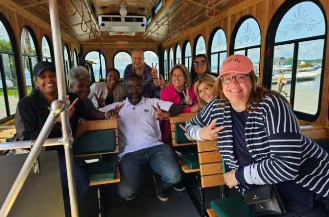 Trolley privé pour événements à Burlington : Jusqu’à 32 personnes