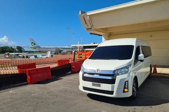 Traslado privado del aeropuerto de Puerto Plata a hoteles