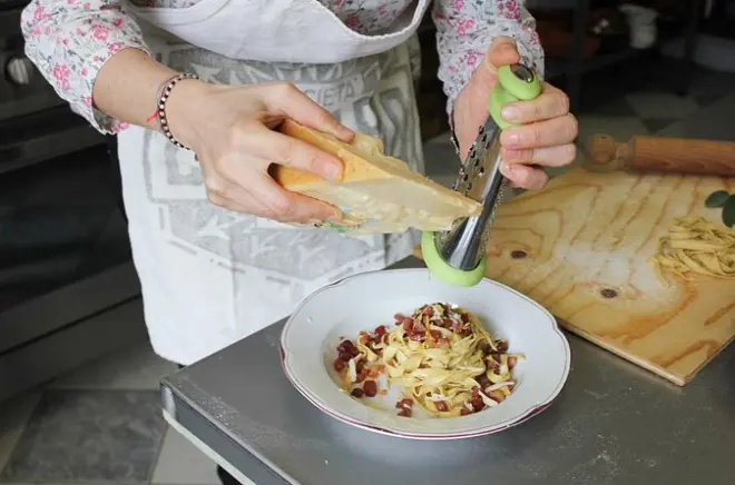 Pasta Class in Bologna: Cook Three Dishes with Chiara