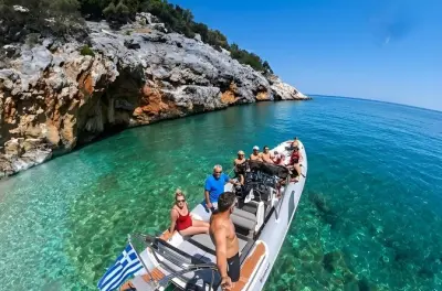 Snorkeling depuis Agiokampos : Grottes bleues et Damouchari
