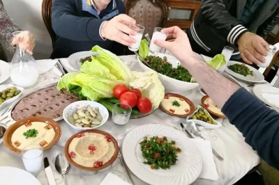 Enjoy a real lebanese meal in beirut at a local family home. taste homemade dishes, chat with your hosts, and discover authentic lebanese hospitality.
