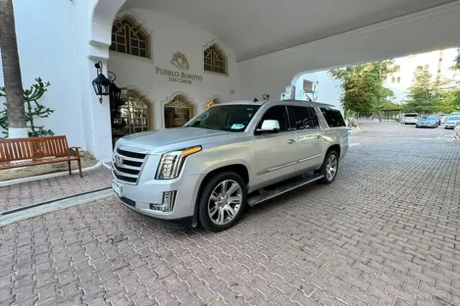 Privater Transfer vom Flughafen Cabo San Lucas zum Hotel, einfach