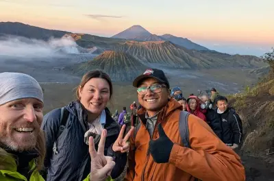 Malang: Tumpak Sewu, nascer do sol no Bromo e fogo azul no Ijen