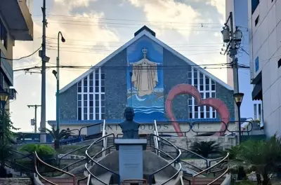 De Manta a Montecristi con mercado, artesanos y cultura local