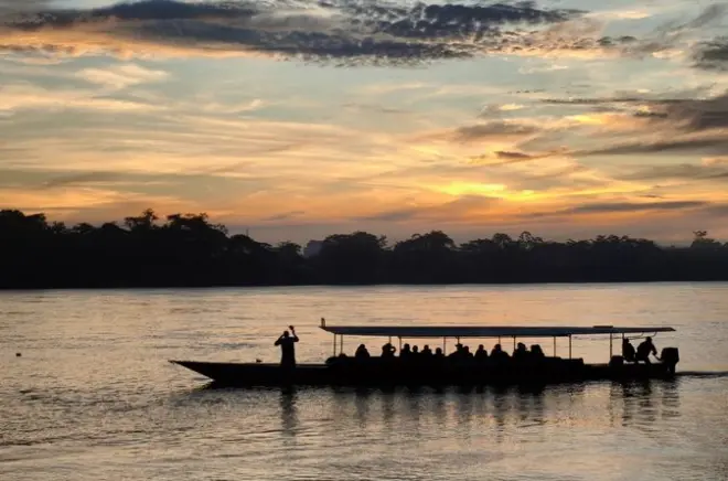 Tambopata 2 jours : Tyrolienne et faune du lac Sandoval