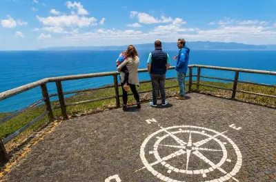 Pico Vulkanlagunen-Tour: Private Wanderung und UNESCO-Weinberge