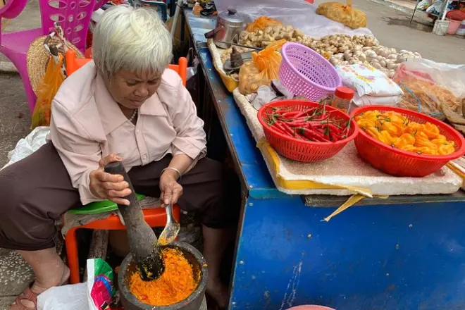 Excursion à Sanya : Parc Luhuitou et marché local