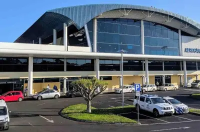 Terceira Insel Hotels zum Flughafen Lajes: Privater Transfer