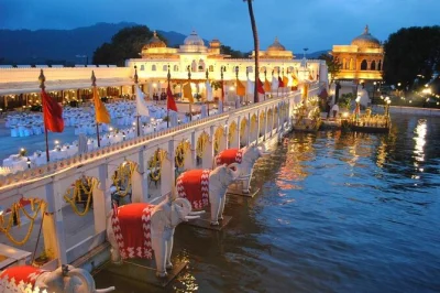 Book a romantic jag mandir dinner with boat ride on lake pichola. private transfers, 3-course meal, and sparkling udaipur views included.
