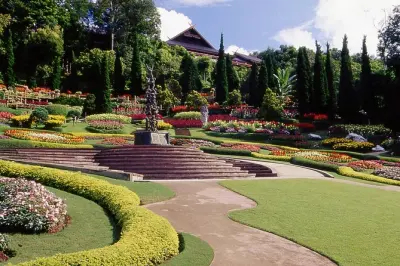 Doi Tung e Royal Villa: Residência da mãe da princesa