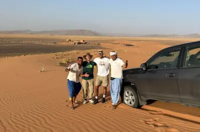 Merzouga privato 4x4: Fossili, rovine e barbecue berbero