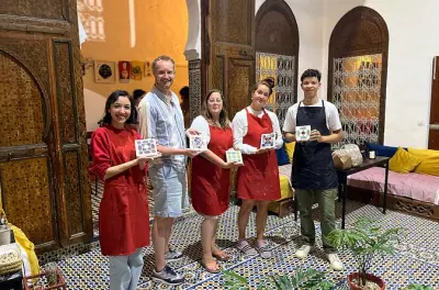 Zellige-Workshop in Tetouan: Gestalten Sie Ihre eigene Fliesenkunst