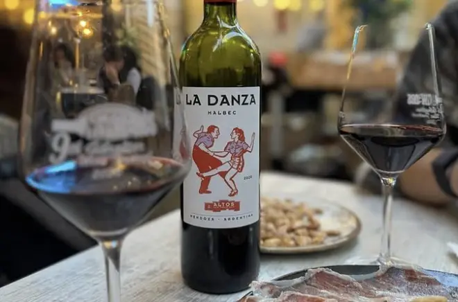 Wine and Moroccan Dinner in Gibraltar: Guided Tasting