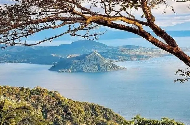 Tagaytay Halbtagesausflug mit Taal Vulkanblick und Museo Orlina