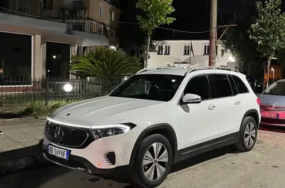 Privater Transfer Saranda–Tirana ohne Zwischenstopp direkt