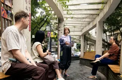 Kunming: Paseo por Green Lake y el barrio universitario
