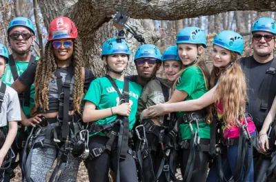 Ziplining in Bonner Springs: Vier Seilrutschen über Kansas River