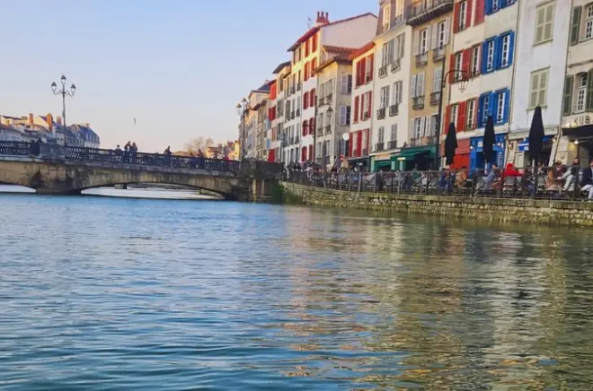 Caiaque no rio Nive em Bayonne: Explore três rotas