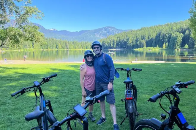 Lost Lake Loop in eBike a Whistler con guida sui sentieri di valle
