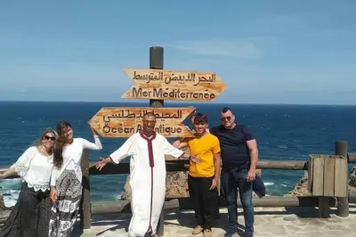 Tour di un giorno a Tangeri: Medina, grotte e due capi