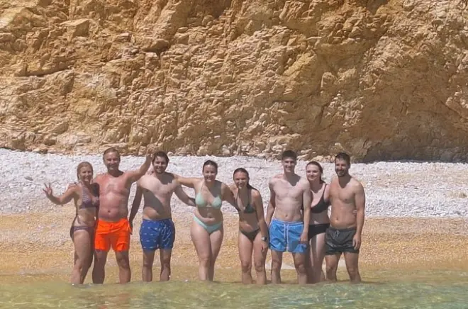 Snorkel en Stara Baška: Cuatro bahías en 3,5 horas