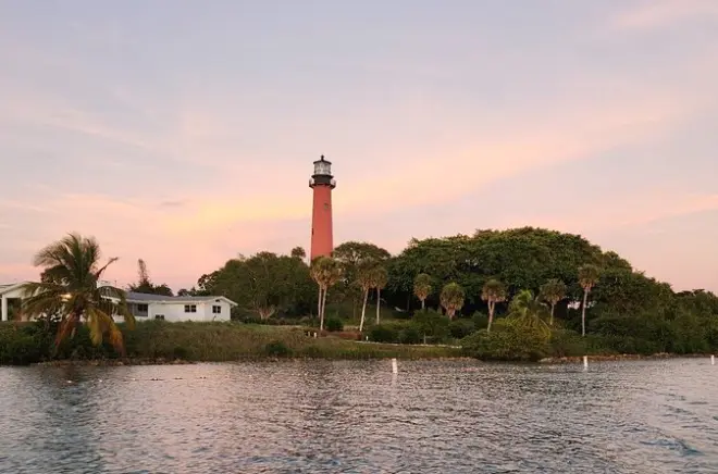 Jupiter Sunset Cruise for Small Groups: Private Boat Tour