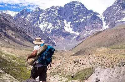 Juncal Glacier hike from Santiago: 10 hours over ice