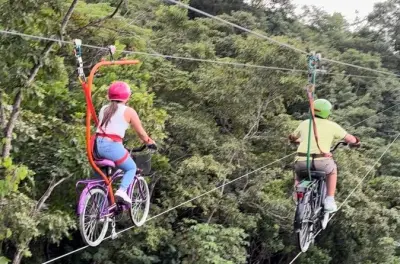 Tyrolienne à vélo à Ometepe : 7 descentes et pédalez dans le ciel