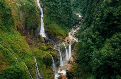 Jurassic Canyon Waterfall Hike Costa Rica: River Crossings
