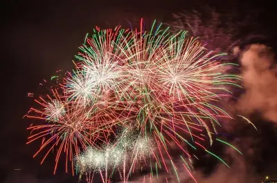 Feuerwerk-Abendfahrt ab Porec: Getränke inklusive