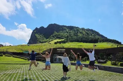 Jeju Ost Highlights: Manjanggul Lavahöhle und Haenyeo-Taucherin Show