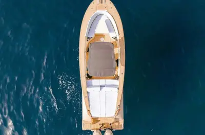 Private Bootstour Cascais: 2 Stunden mit Begrüßungsgetränk