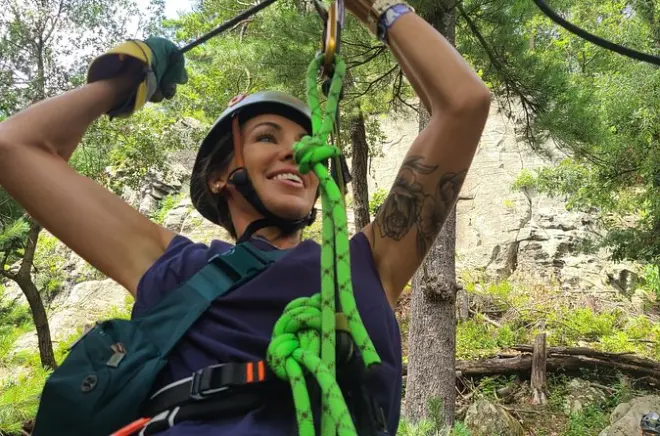 Ziplining im Chimney Rock Park: 10 Seilrutschen in Wisconsin Dells