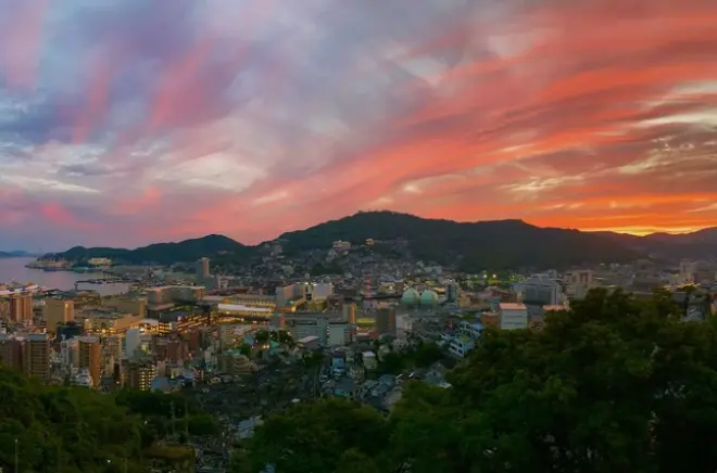 Visite privée de Nagasaki en groupe avec guide anglophone, 6-8h