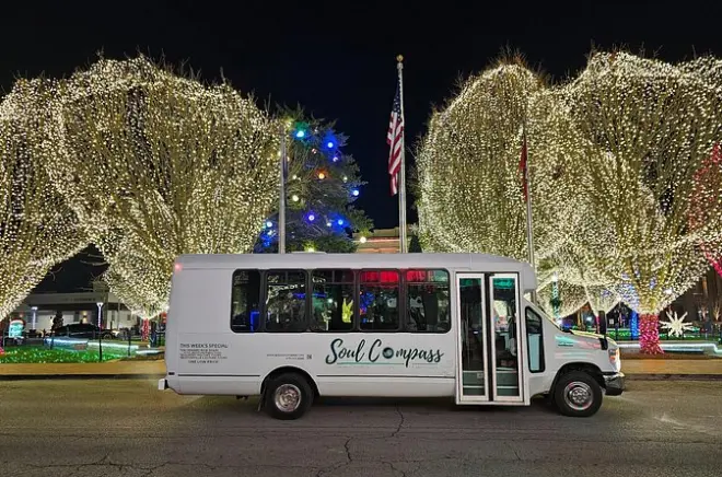Tour de luzes de Natal no noroeste do Arkansas: Passeio no trenó do Papai Noel