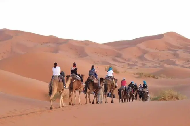 De Fes a Marrakech: 3 días privados por el desierto y Merzouga