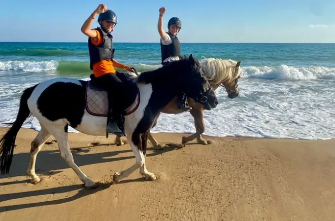Equitazione da Katakolo: Pinete e spiaggia