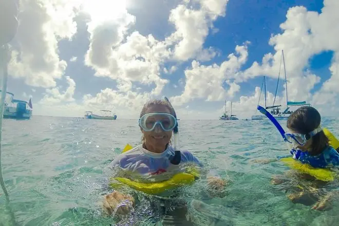 Snorkeling a Hol Chan e Shark Ray Alley vicino a Belize City