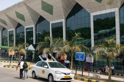 Udaipur Airport Transfer: Private Car to Hotel